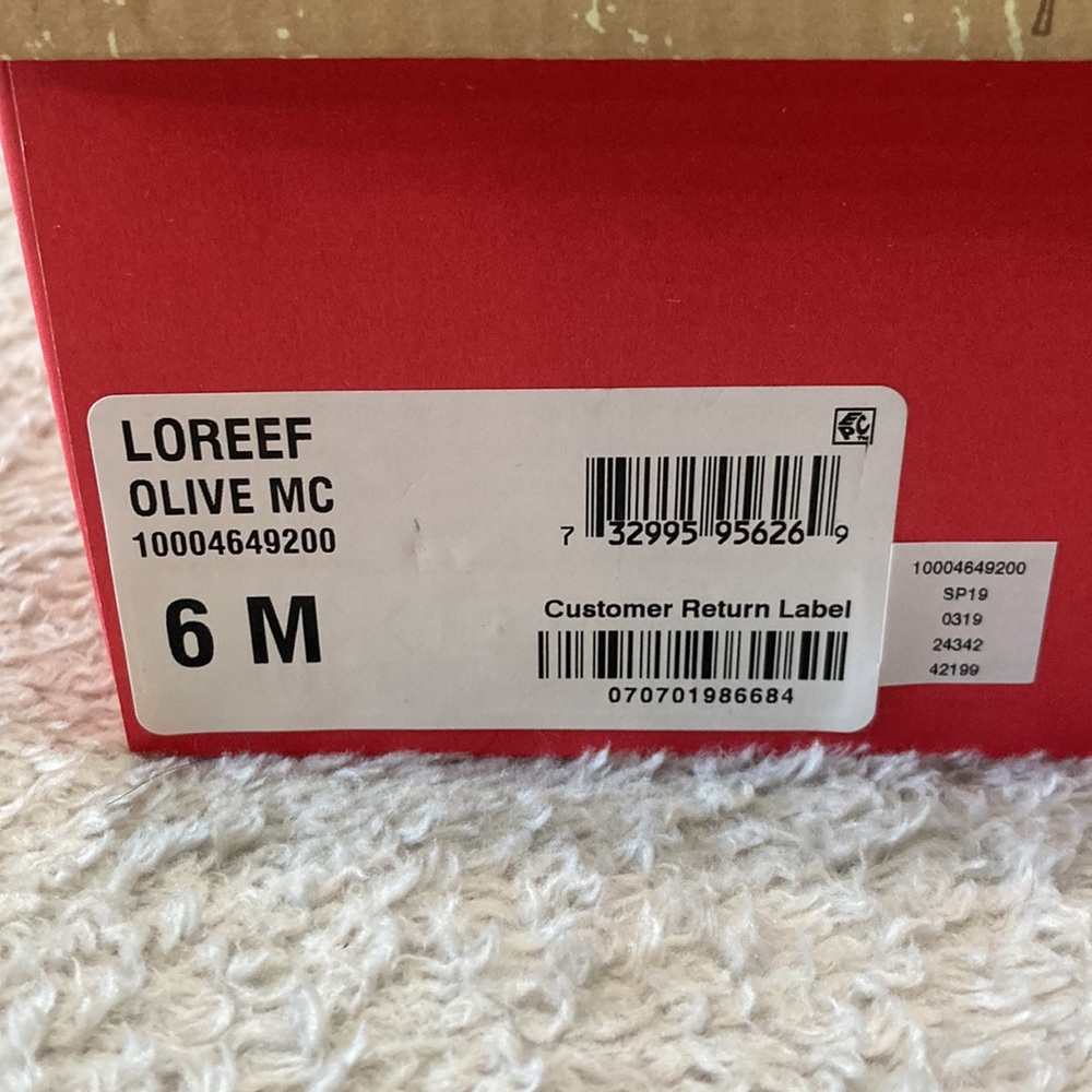 American Rag Sandals Olive - Picture 6 of 6